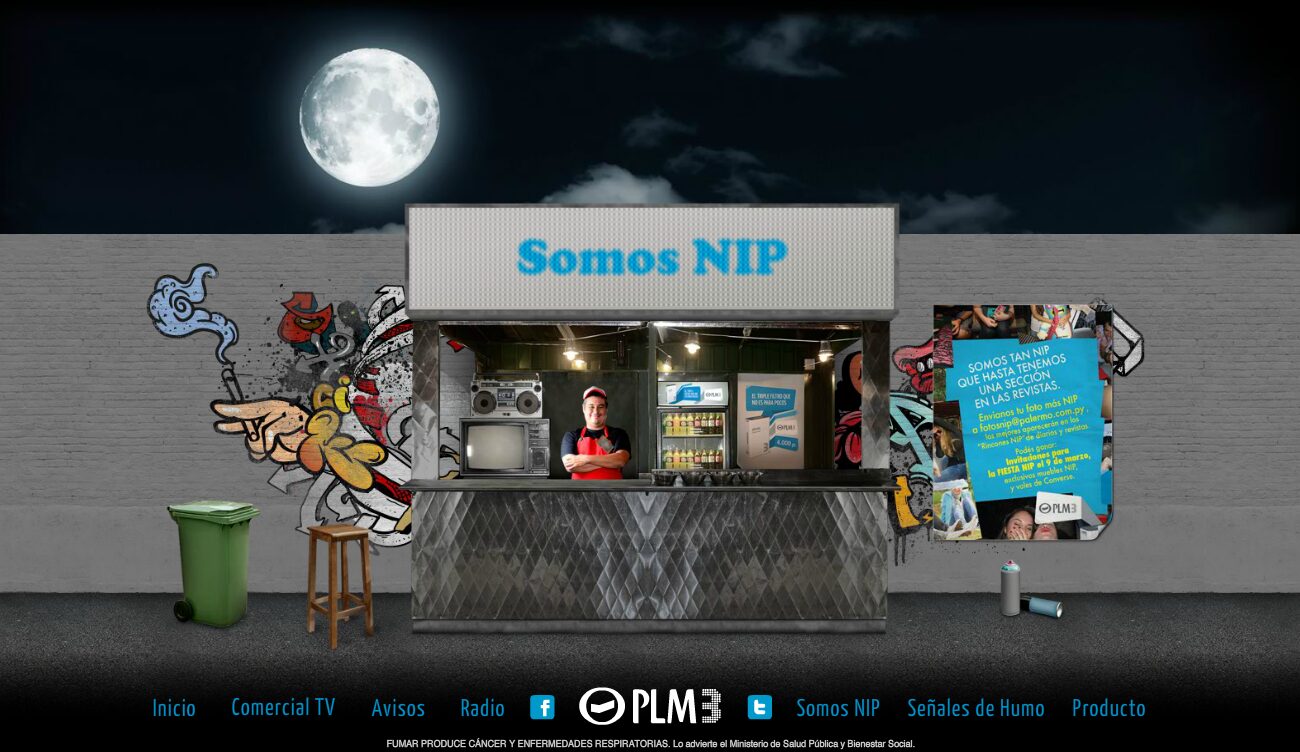 'Somos NIP' (PLM3): the corner kiosk at night, with its vendor and the moon — Palermo